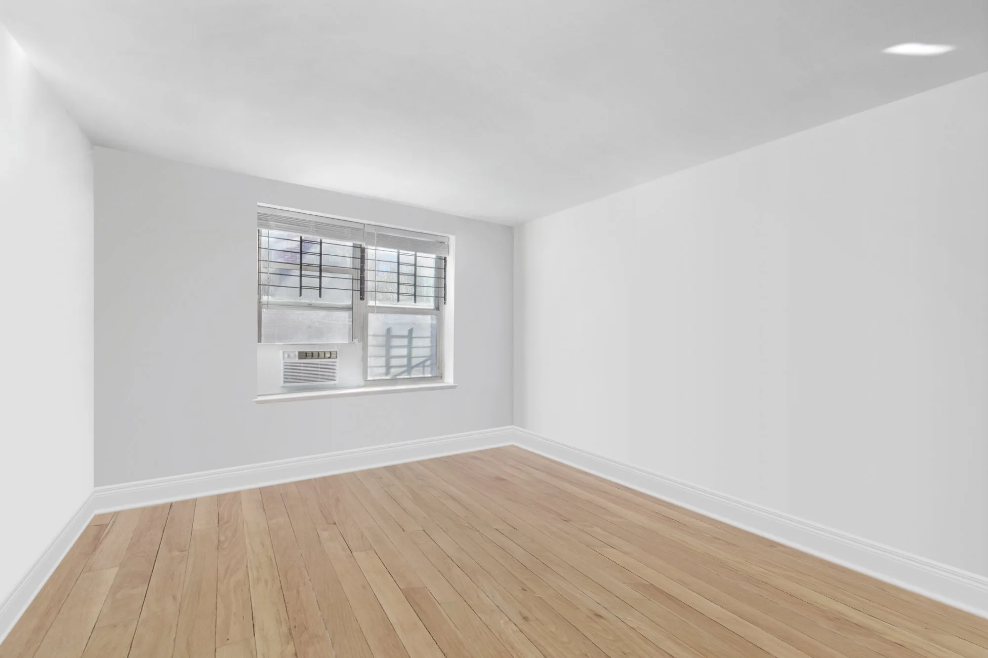 After declutter - empty bedroom